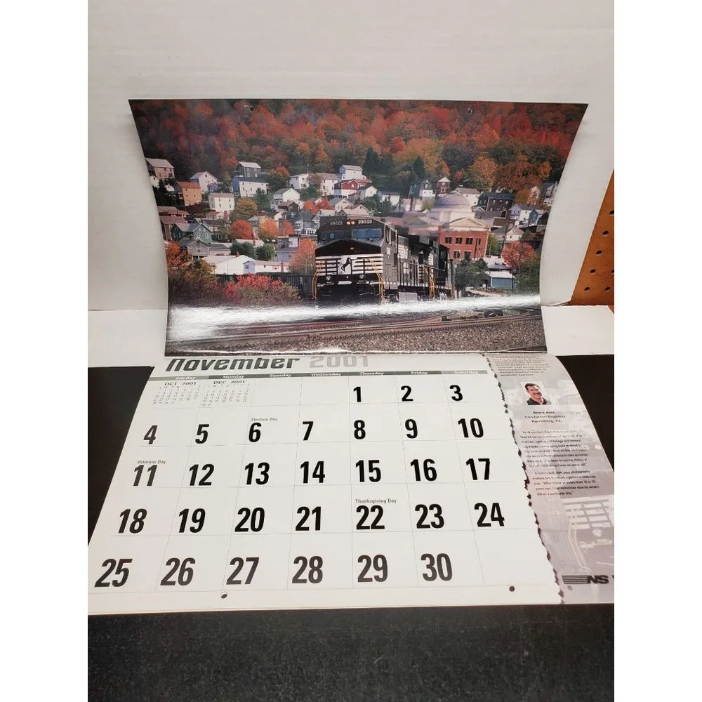 2001‎ Norfolk Southern Railroad Calendar - Oversize